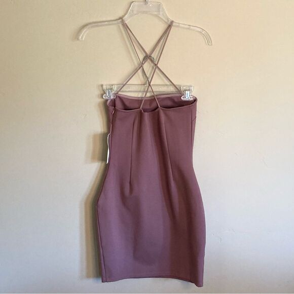 NEW Tobi Crisscross Front Strap Bodycon Mini Dress Dusty Rose Size S - Picture 3 of 11